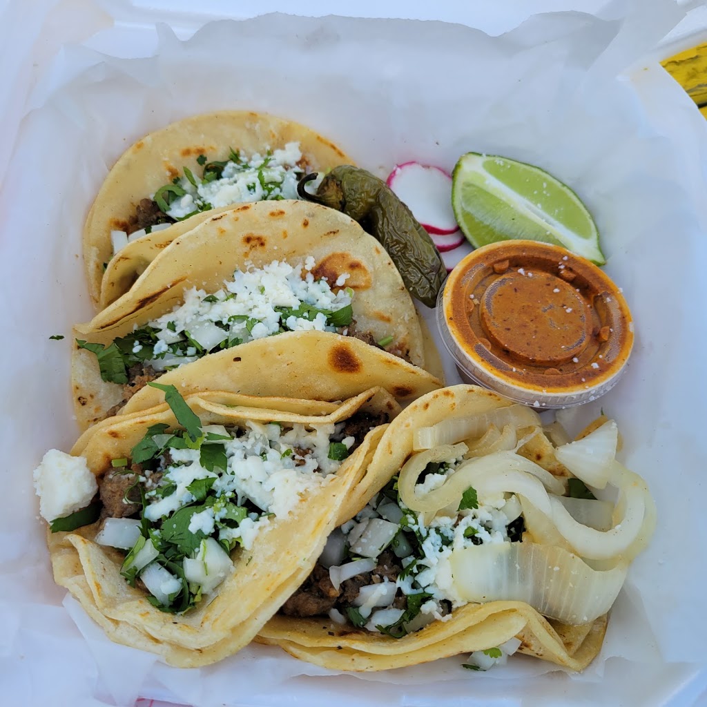 Francis Tacos | restaurant | 517 12th St SE, Rochester, MN 55904, USA | 5075120274 OR +1 507-512-0274