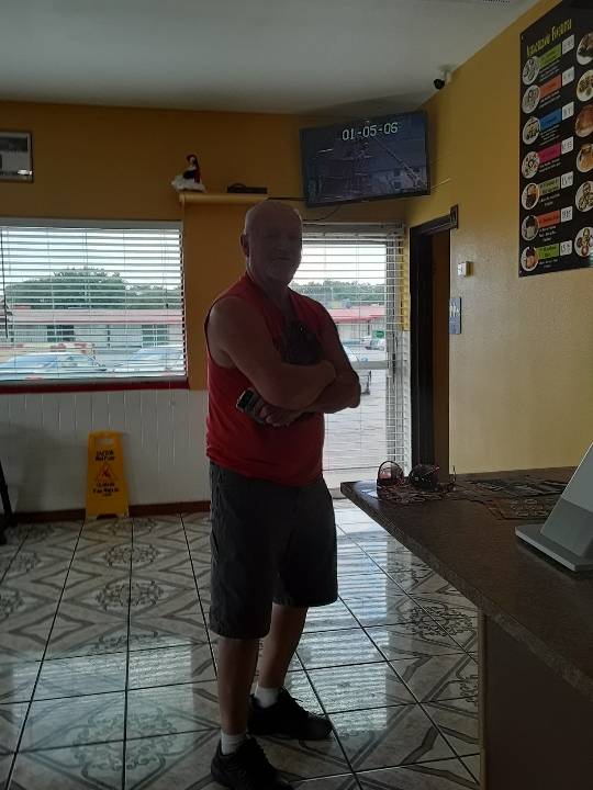 Limon’s Restaurant | restaurant | 1600 W Main St Suite A, Grand Prairie, TX 75050, USA | 2144122140 OR +1 214-412-2140