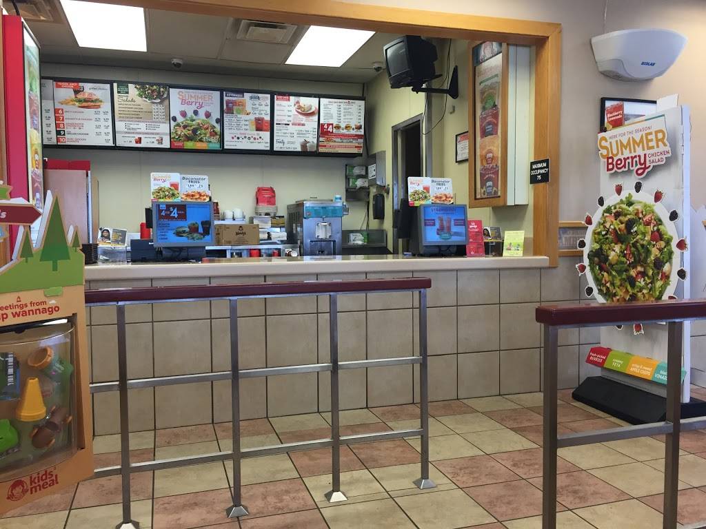 Wendys | restaurant | 1208 Armour Rd, North Kansas City, MO 64116, USA | 8162214670 OR +1 816-221-4670
