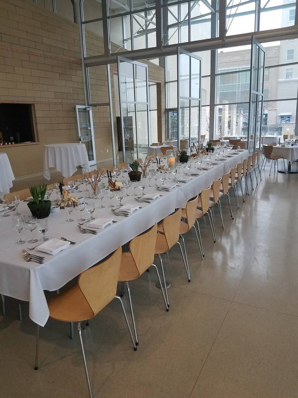 Overture | restaurant | 260 W Federal St, Youngstown, OH 44503, USA | 3307449900 OR +1 330-744-9900