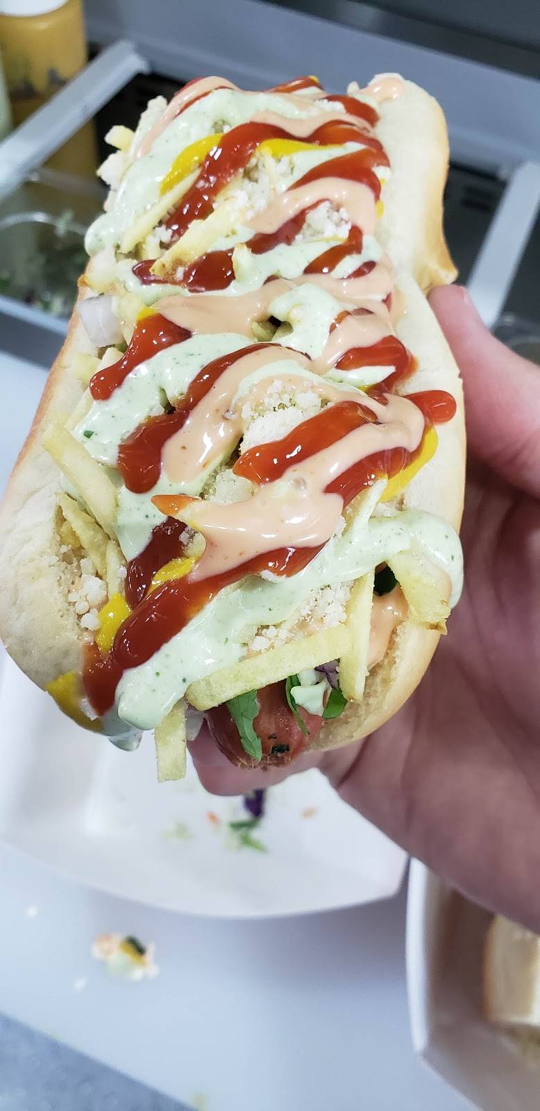 El Alpha Dog | restaurant | 8013 NW 66th St, Doral, FL 33166, USA | 3053053055 OR +1 305-305-3055