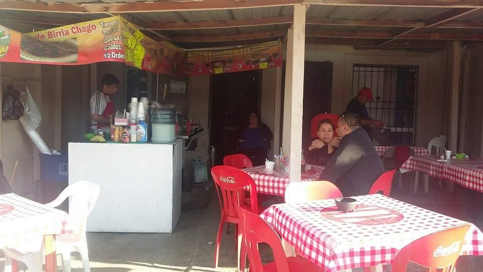 Birria Tacos "Chago" | restaurant | Calle de Los Volcanes S/N, UrbiVilla Del Prado II, 22170 Tijuana, B.C., Mexico | 0446642212912 OR +52 1 664 221 2912