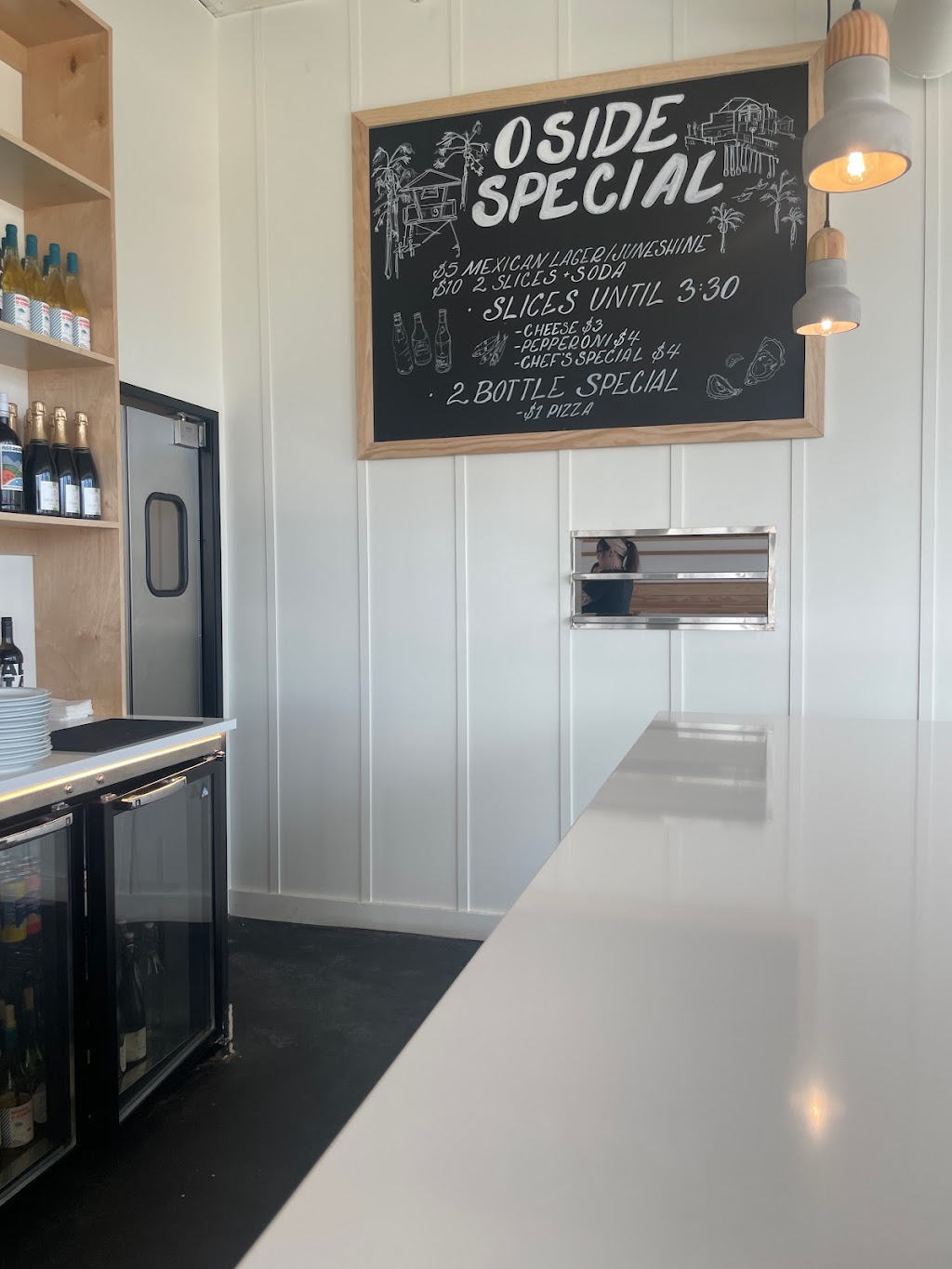 Corner Pizza Oceanside | restaurant | 1940 S Freeman St, Oceanside, CA 92054, USA | 7602319002 OR +1 760-231-9002