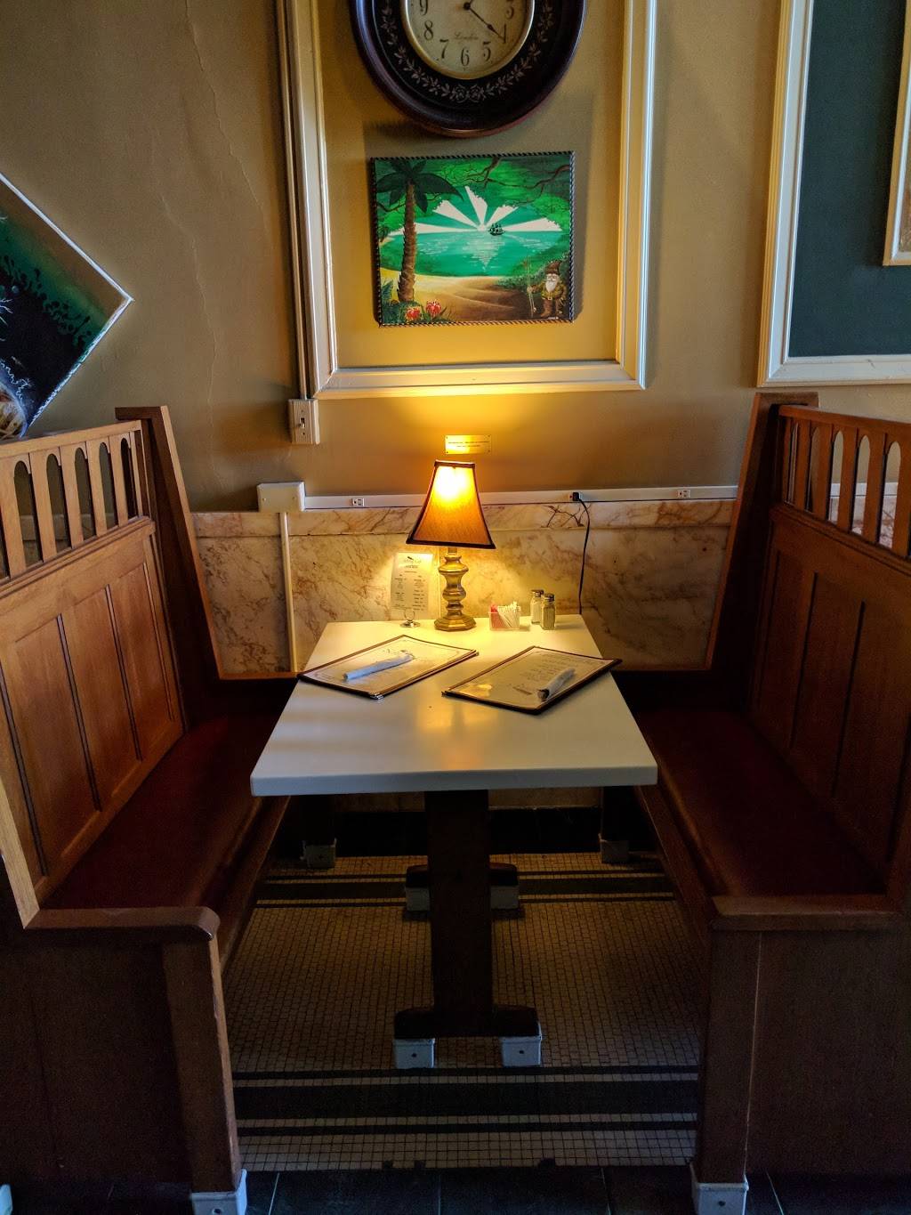 Schiraz | restaurant | 27 S Central Park, Jacksonville, IL 62650, USA | 2172430550 OR +1 217-243-0550