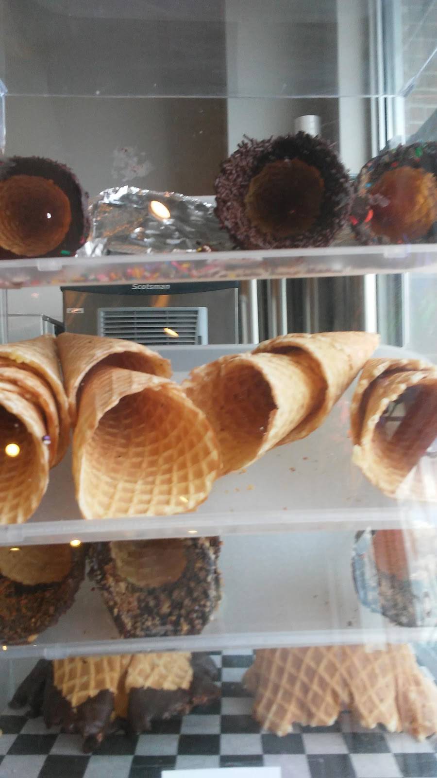 Erics Ice Cream Factory | restaurant | 215 E Wooster St, Bowling Green, OH 43402, USA | 4198068016 OR +1 419-806-8016