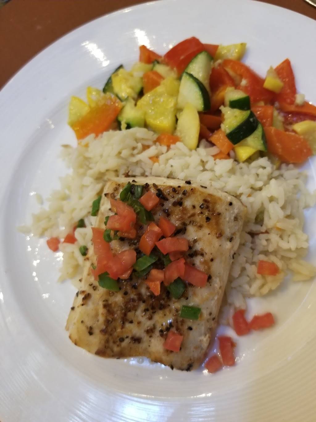 Kyngs Grille | restaurant | 4955 Kyngs Heath Rd, Kissimmee, FL 34746, USA | 4075974056 OR +1 407-597-4056