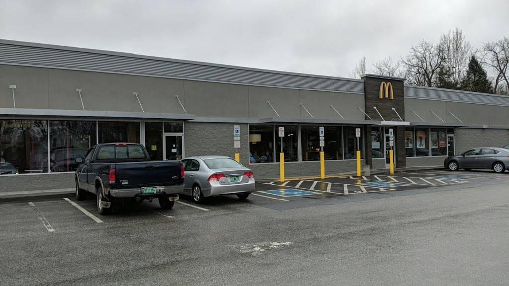 McDonalds | cafe | 112 Northside Dr, Bennington, VT 05201, USA | 8024428803 OR +1 802-442-8803