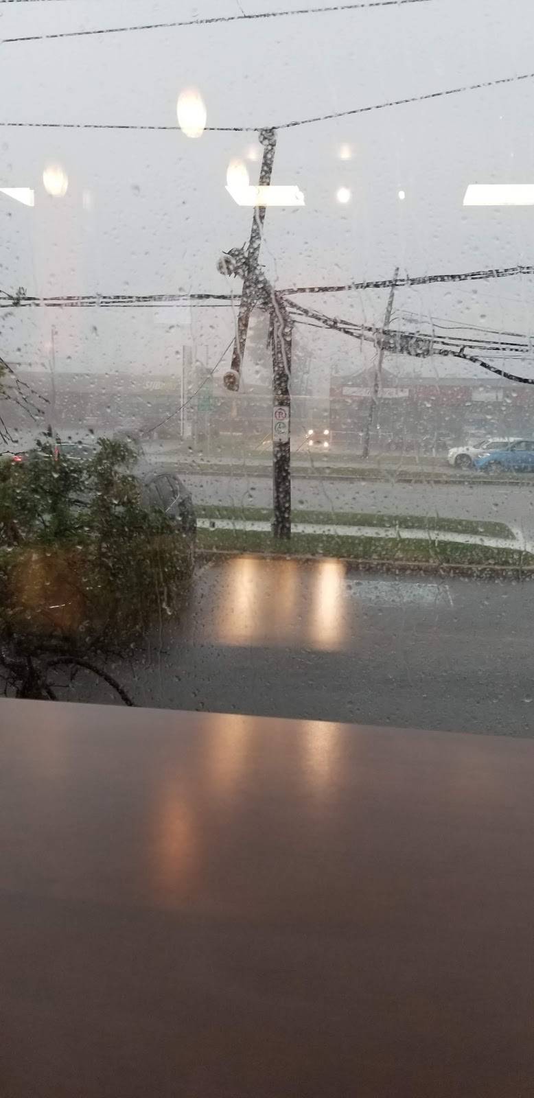 Au Coq | restaurant | 2370 Chemin Gascon, Terrebonne, QC J6X 3A5, Canada | 4509644419 OR +1 450-964-4419