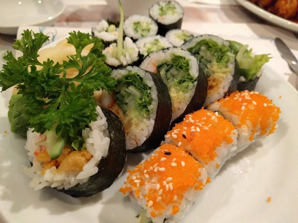 Soba & Sushi Bar | restaurant | 5227 Rue Sherbrooke Ouest, Montréal, QC H4A 1T7, Canada | 5144826883 OR +1 514-482-6883
