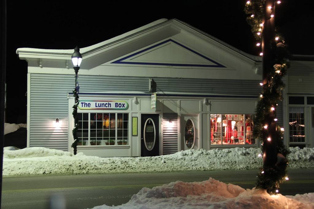 Lunch Box | meal takeaway | 106 E Cayuga St, Bellaire, MI 49615, USA | 2315336678 OR +1 231-533-6678