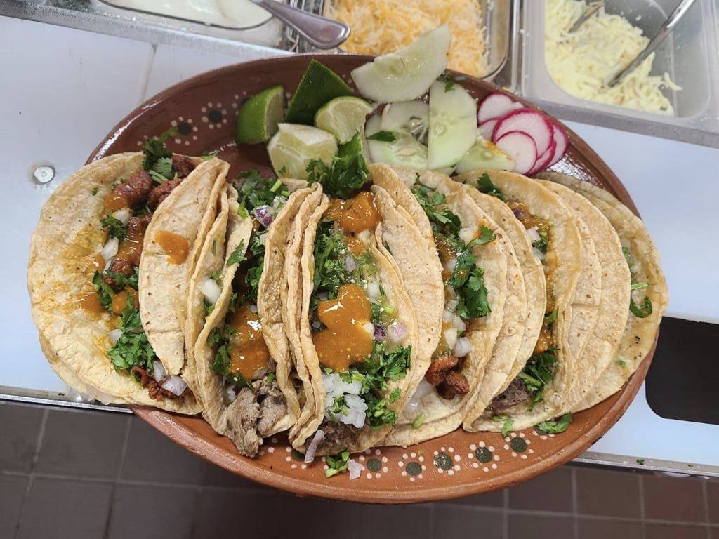 Veras Mexican Food Restaurant | restaurant | 4600 Dixie Hwy Suite B, Cincinnati, OH 45240, USA | 5137956697 OR +1 513-795-6697
