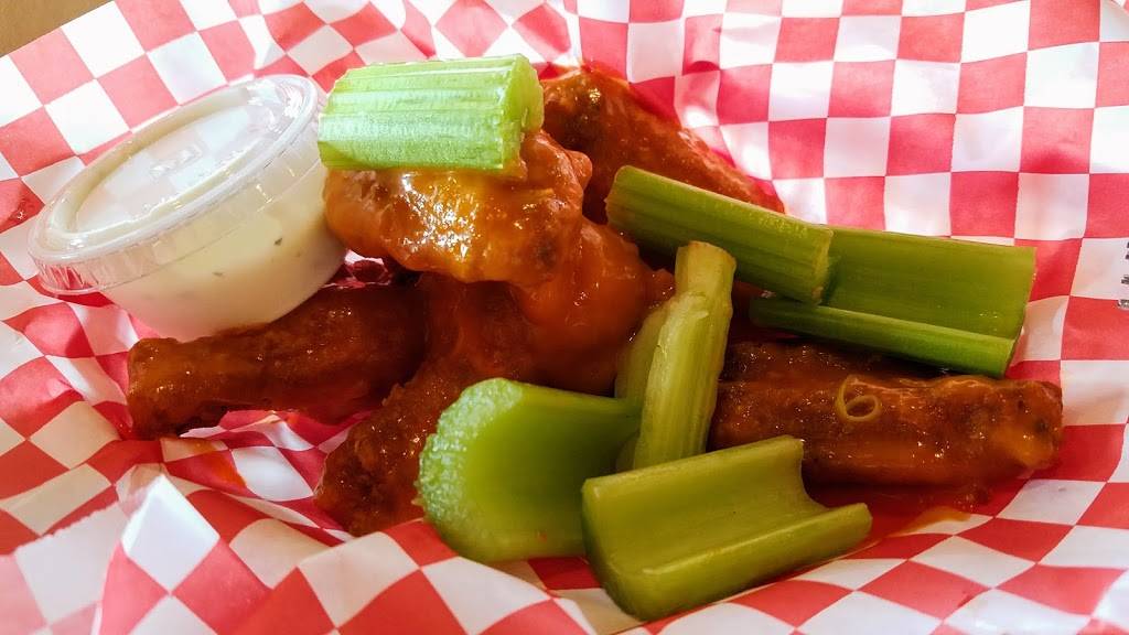 SmokeEaters Hot Wings | restaurant | 3175 Mission College Blvd, Santa Clara, CA 95054, USA | 4089703300 OR +1 408-970-3300