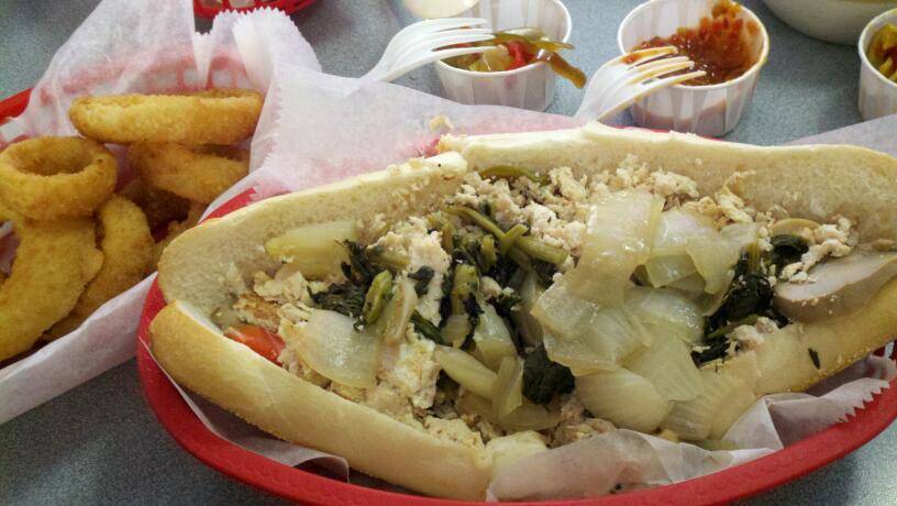 Chubbys Steaks | meal takeaway | 5826 Henry Ave, Philadelphia, PA 19128, USA | 2154872575 OR +1 215-487-2575