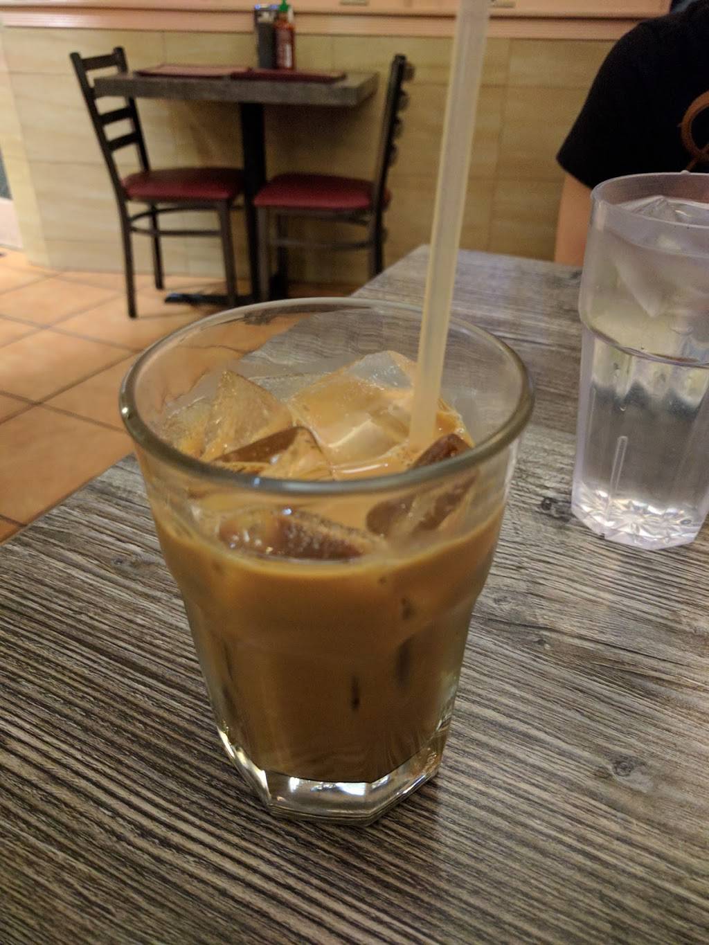 Le Saigon | restaurant | 11611 Santa Monica Blvd, Los Angeles, CA 90025, USA | 3103122929 OR +1 310-312-2929