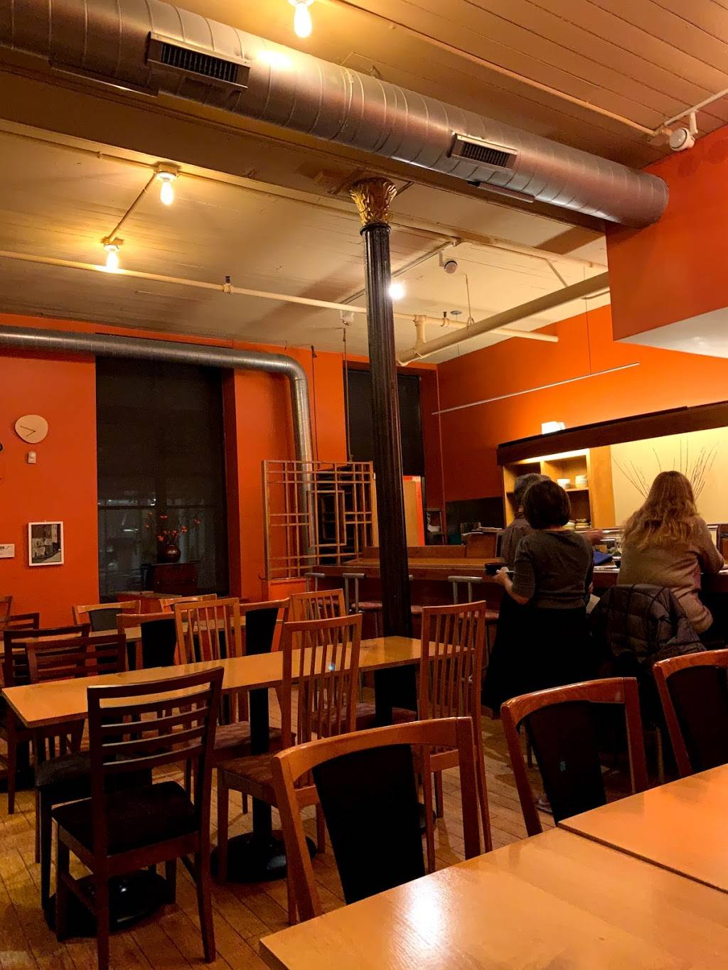 Kisso Sushi Bar | restaurant | 205 N 4th St, Philadelphia, PA 19106, USA | 2159221770 OR +1 215-922-1770