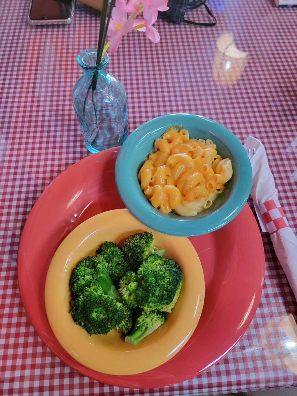 Ma Souls Chicken & Waffles | restaurant | 5439 Sepulveda Blvd, Culver City, CA 90230, USA | 4242585412 OR +1 424-258-5412