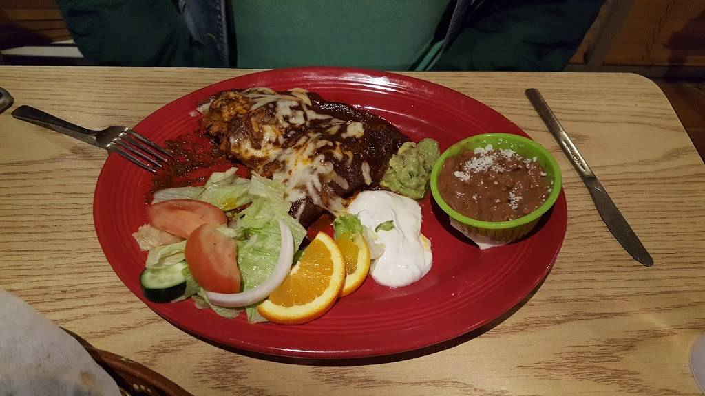 El Ranchero Mexican Restaurant | restaurant | 305 W State St # 3, Kennett Square, PA 19348, USA | 6109250122 OR +1 610-925-0122