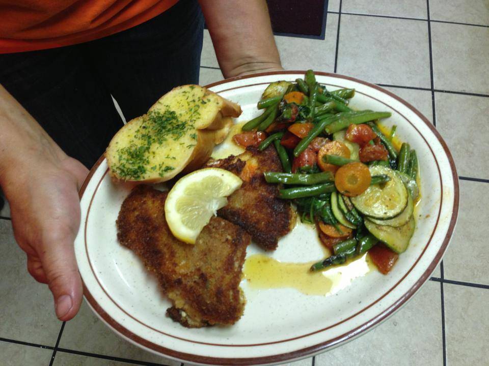 Minos II Diner | restaurant | 106 S Randolph St, Garrett, IN 46738, USA | 2603575924 OR +1 260-357-5924