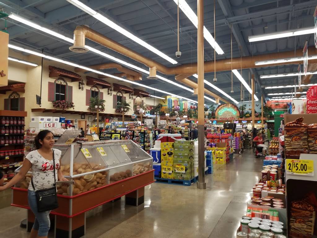 Vallarta Supermarkets | bakery | 18571 Soledad Canyon Rd, Canyon Country, CA 91351, USA | 6613477390 OR +1 661-347-7390