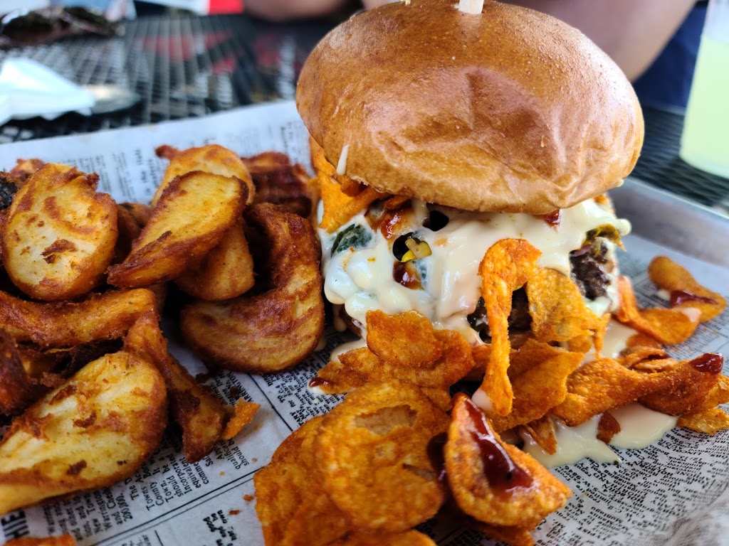 Royale with Cheese | restaurant | 4163 Cass Ave, Detroit, MI 48201, USA | 3133153014 OR +1 313-315-3014