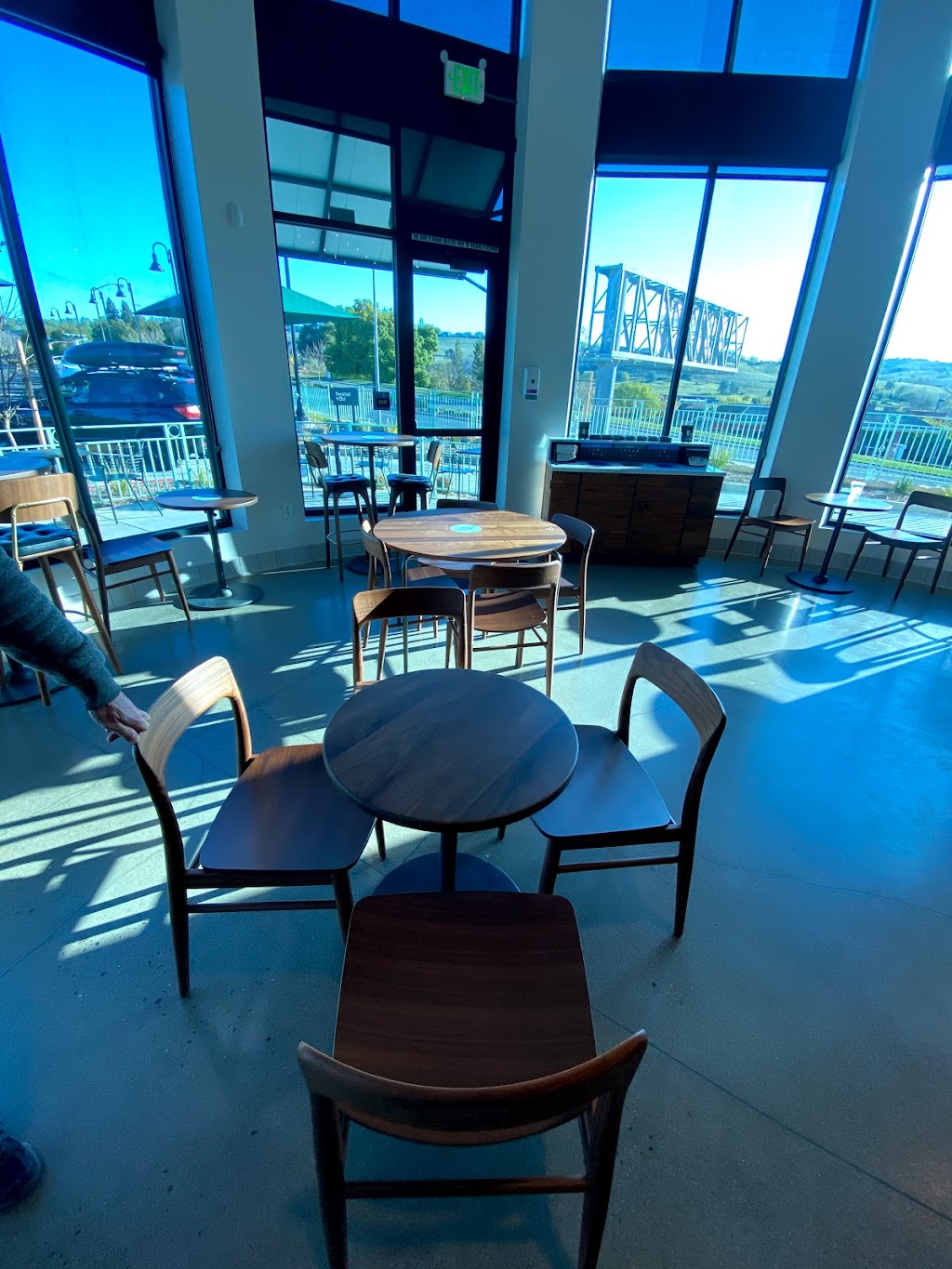 Starbucks | cafe | 8200 Saratoga Way, El Dorado Hills, CA 95762, USA | 9166666092 OR +1 916-666-6092