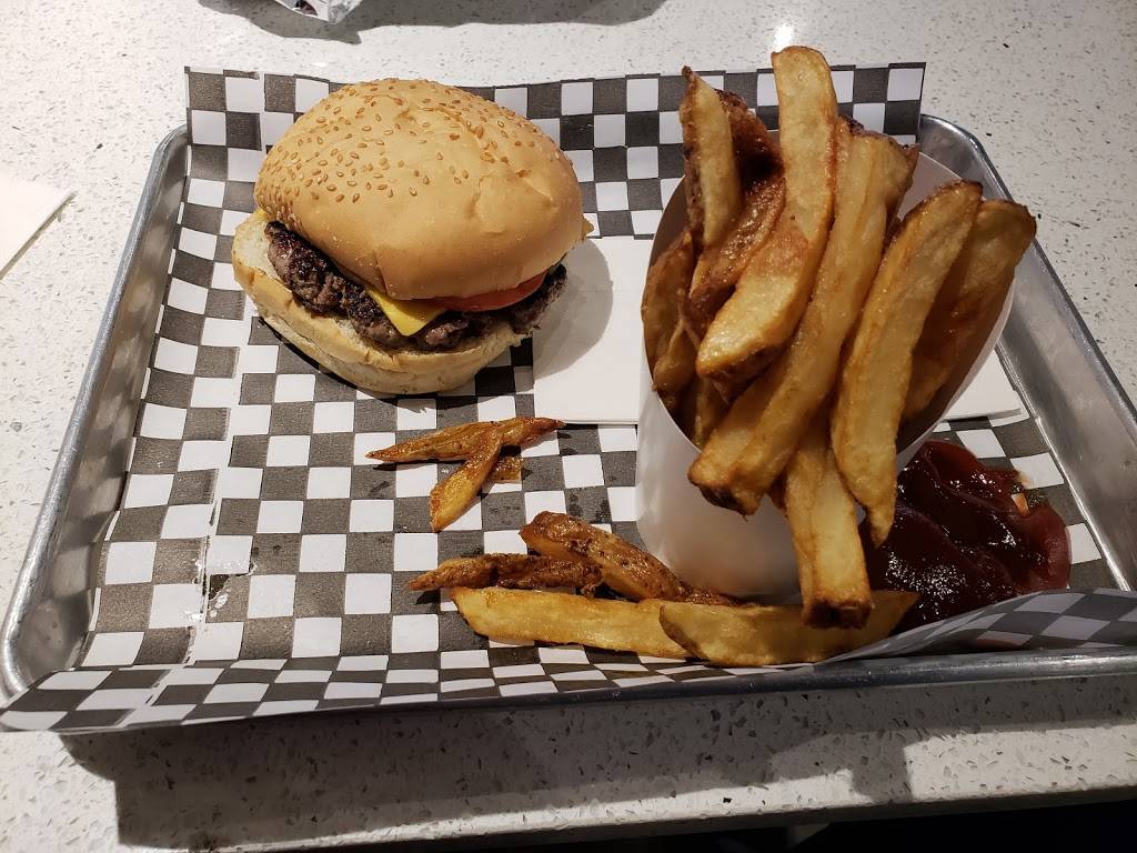 Burger Factory Milton | restaurant | 265 Main St E, Milton, ON L9T 1P1, Canada | 9058789898 OR +1 905-878-9898