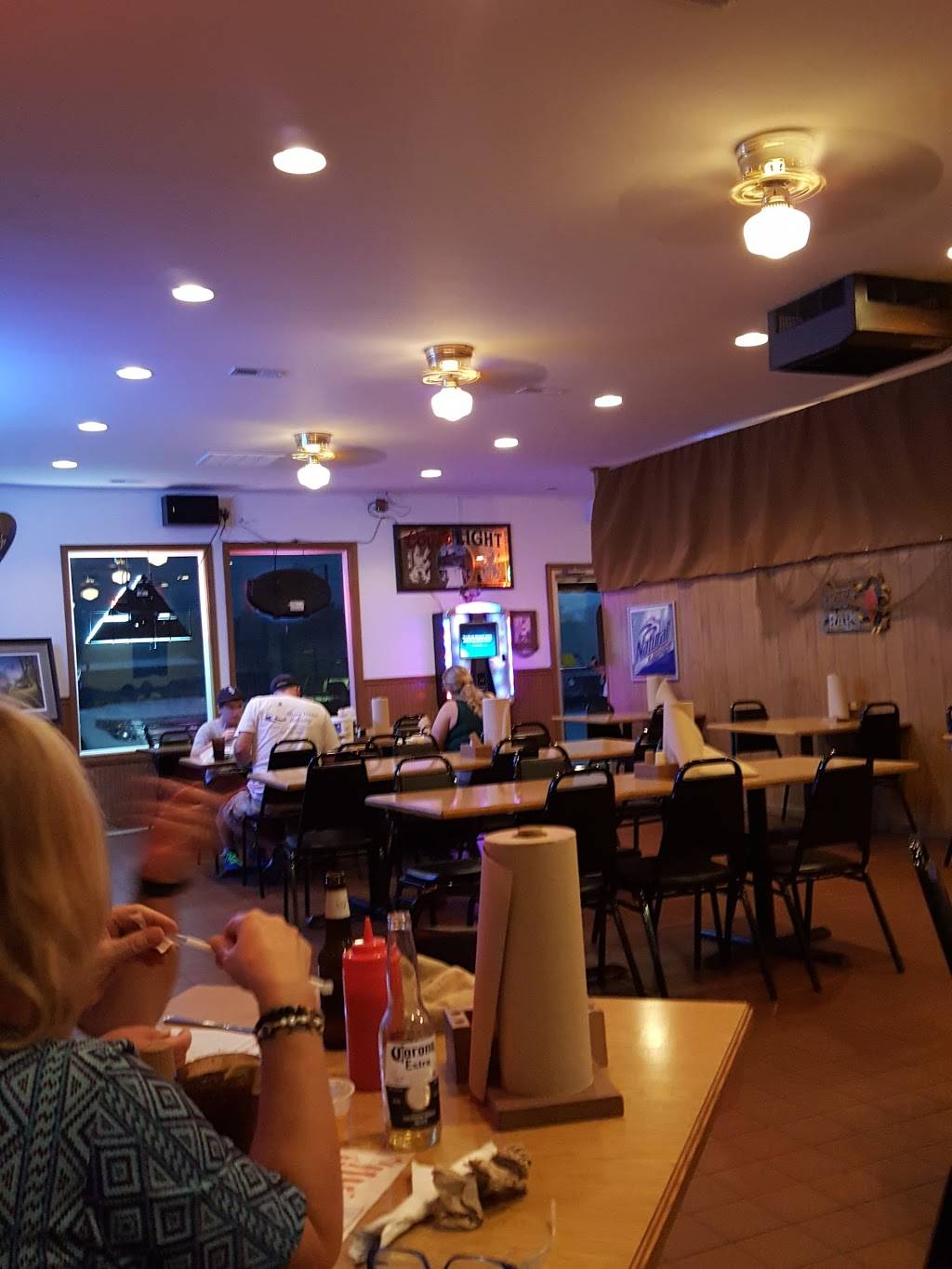 Seafood City | restaurant | 9996 S Dupont Hwy #13, Felton, DE 19943, USA | 3022848486 OR +1 302-284-8486