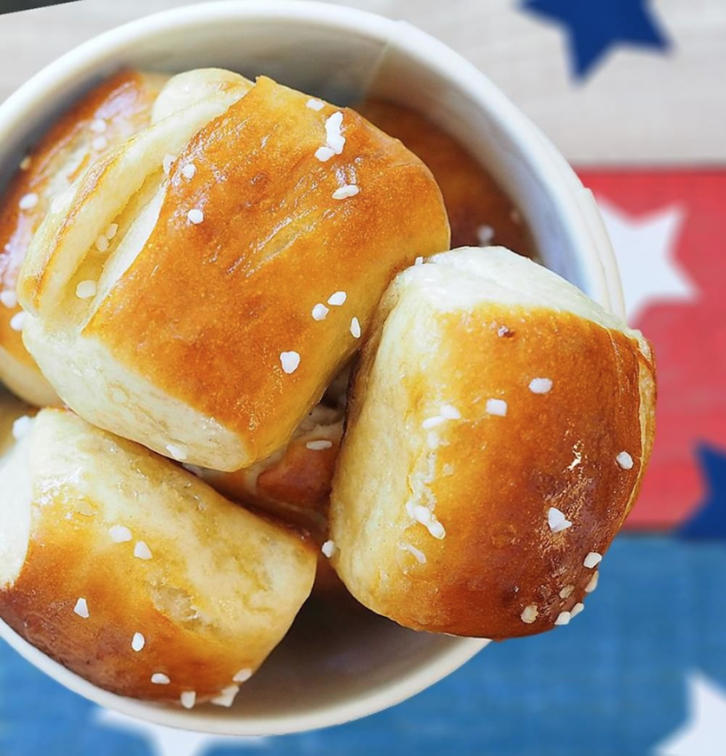 Pretzelmaker | restaurant | HAYWOOD MALL, 700 Haywood Rd, Greenville, SC 29607, USA | 8642882888 OR +1 864-288-2888