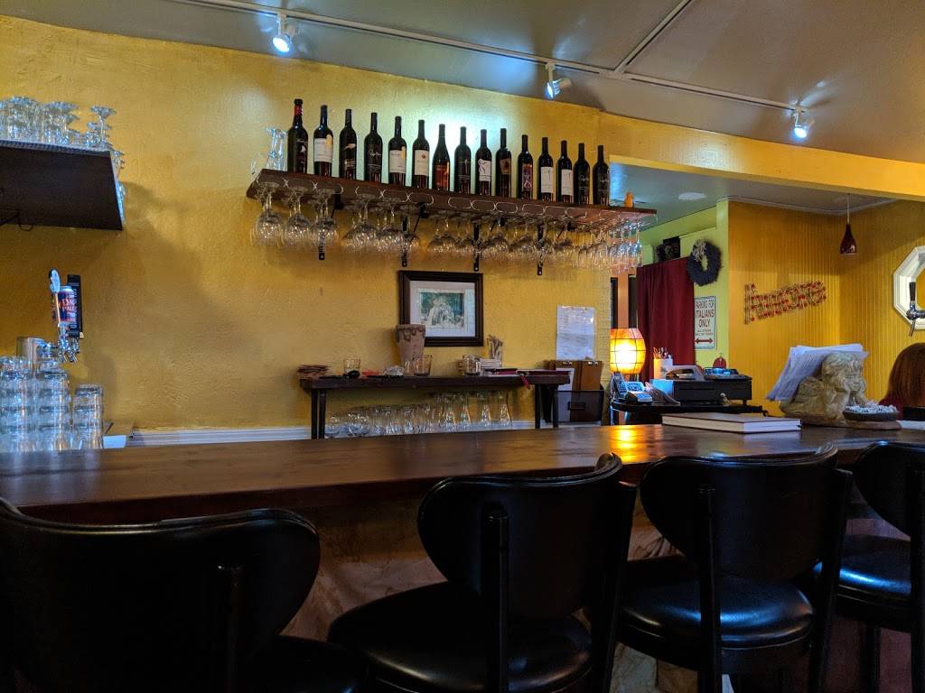 Amore Mio Italian Bistro | restaurant | 451 Main St #8, Placerville, CA 95667, USA | 5303033148 OR +1 530-303-3148