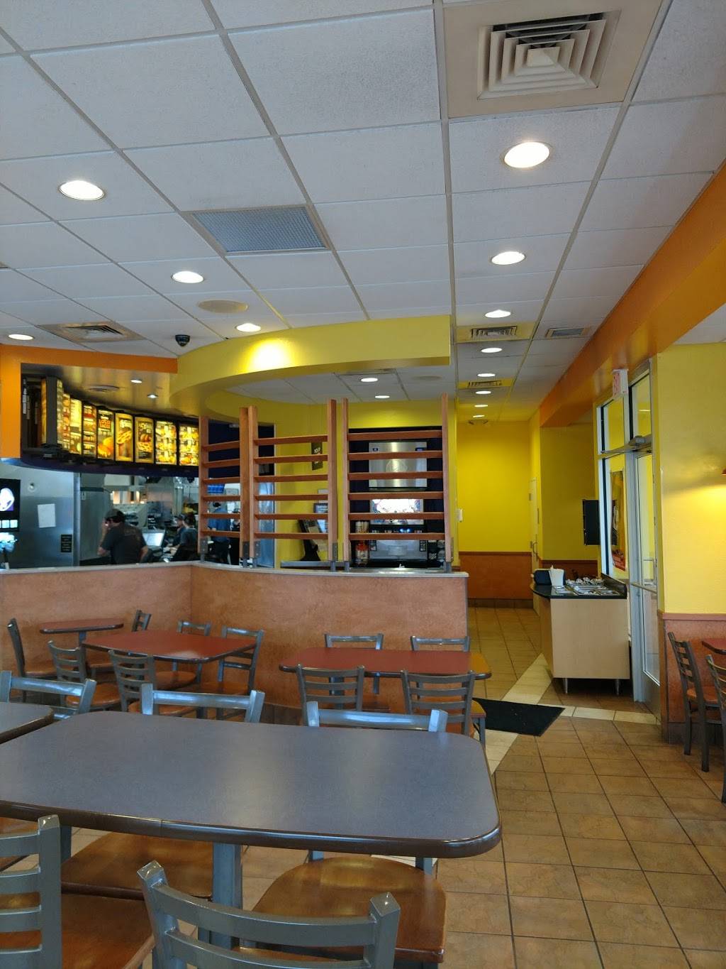 Taco Bell | meal takeaway | 5049 Northland Dr NE, Grand Rapids, MI 49525, USA | 6163648946 OR +1 616-364-8946