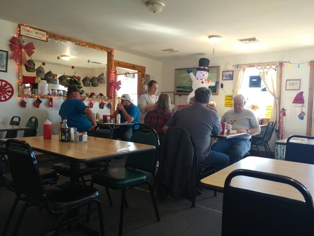 Essex Seafood Two | restaurant | 1360 West, FL-40, Pierson, FL 32180, USA | 3867491557 OR +1 386-749-1557