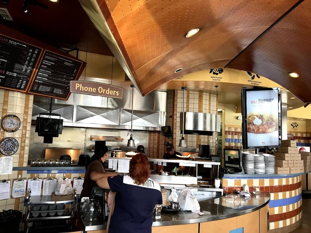 Sharkys Woodfired Mexican Grill | restaurant | 1791 N Victory Pl, Burbank, CA 91502, USA | 8188409080 OR +1 818-840-9080