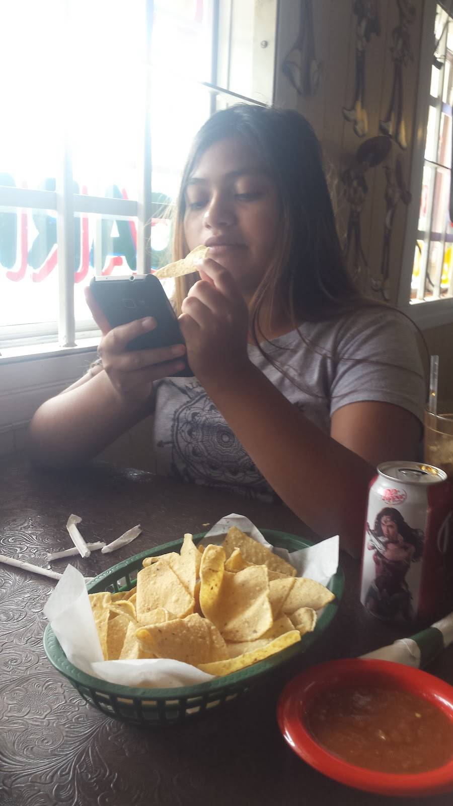 El Tejano | restaurant | 1890 W San Antonio St, New Braunfels, TX 78130, USA | 8306081110 OR +1 830-608-1110