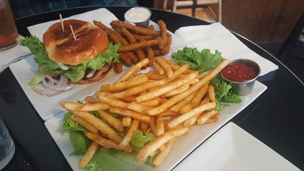 Papas Pizza | restaurant | 27821 Stallion Springs Dr, Tehachapi, CA 93561, USA | 6618239326 OR +1 661-823-9326