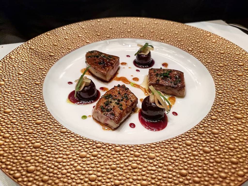 Joel Robuchon | restaurant | MGM Grand, 3799 S Las Vegas Blvd, Las Vegas, NV 89109, USA | 7028917925 OR +1 702-891-7925