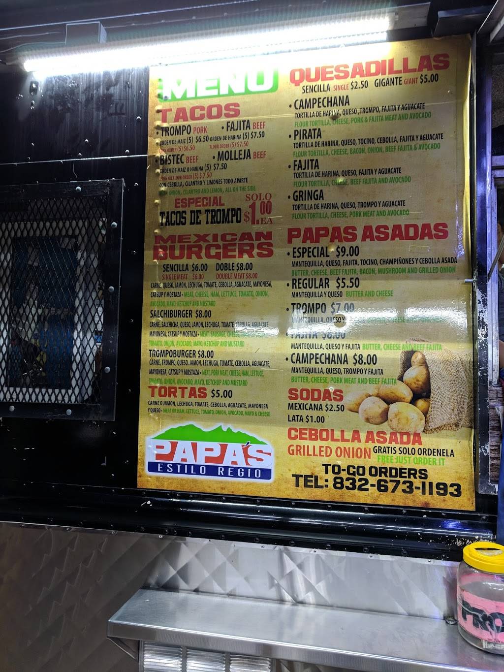 Papas Estilo Regio | restaurant | T C Jester Blvd, Houston, TX 77038, USA | 8326731193 OR +1 832-673-1193