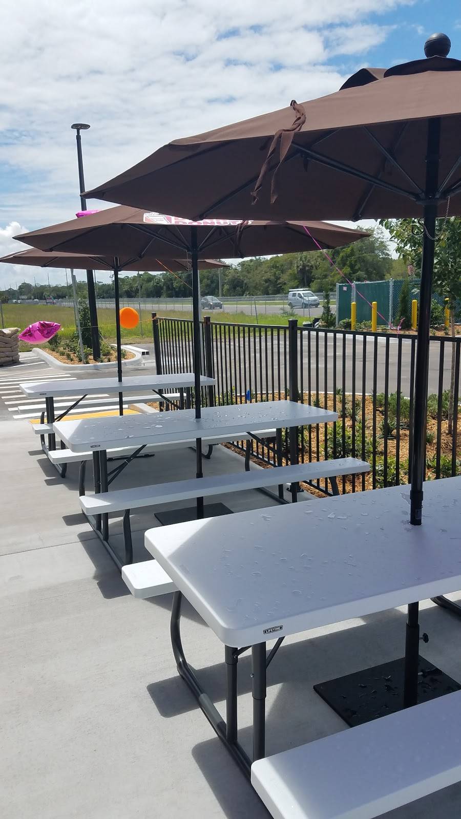 Dunkin Donuts | cafe | 12171 W Hillsborough Ave, Tampa, FL 33635, USA | 8134482186 OR +1 813-448-2186