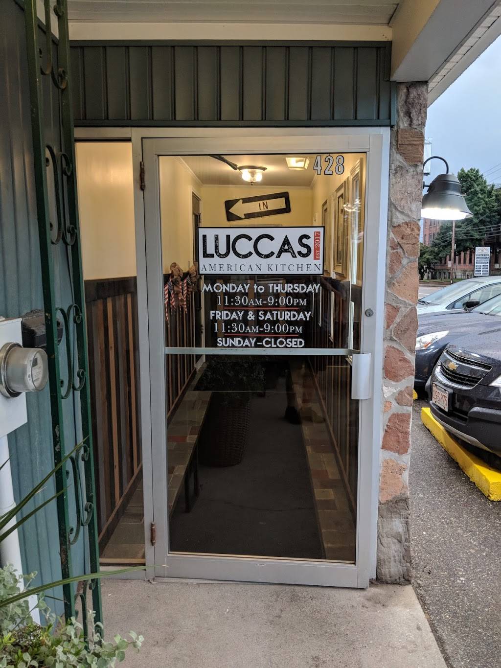 Luccas American Kitchen | restaurant | 428 Lancaster St, Leominster, MA 01453, USA | 9785377100 OR +1 978-537-7100