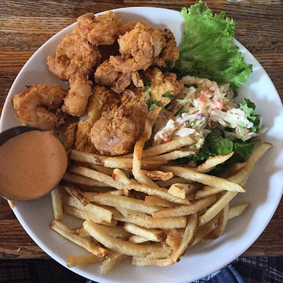 Peaches | restaurant | 393 Lewis Ave, Brooklyn, NY 11233, USA | 7189424162 OR +1 718-942-4162