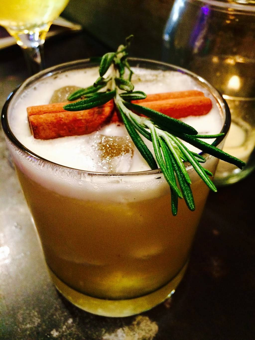 Station House | restaurant | 106 -11 71st Avenue, Forest Hills, NY 11375, USA | 7185445000 OR +1 718-544-5000