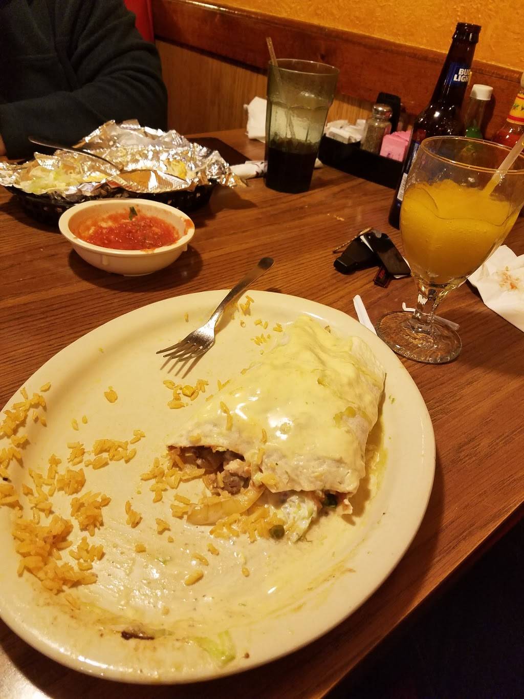 El Jaripeo | restaurant | 2330 N Lebanon St, Lebanon, IN 46052, USA | 7654824412 OR +1 765-482-4412