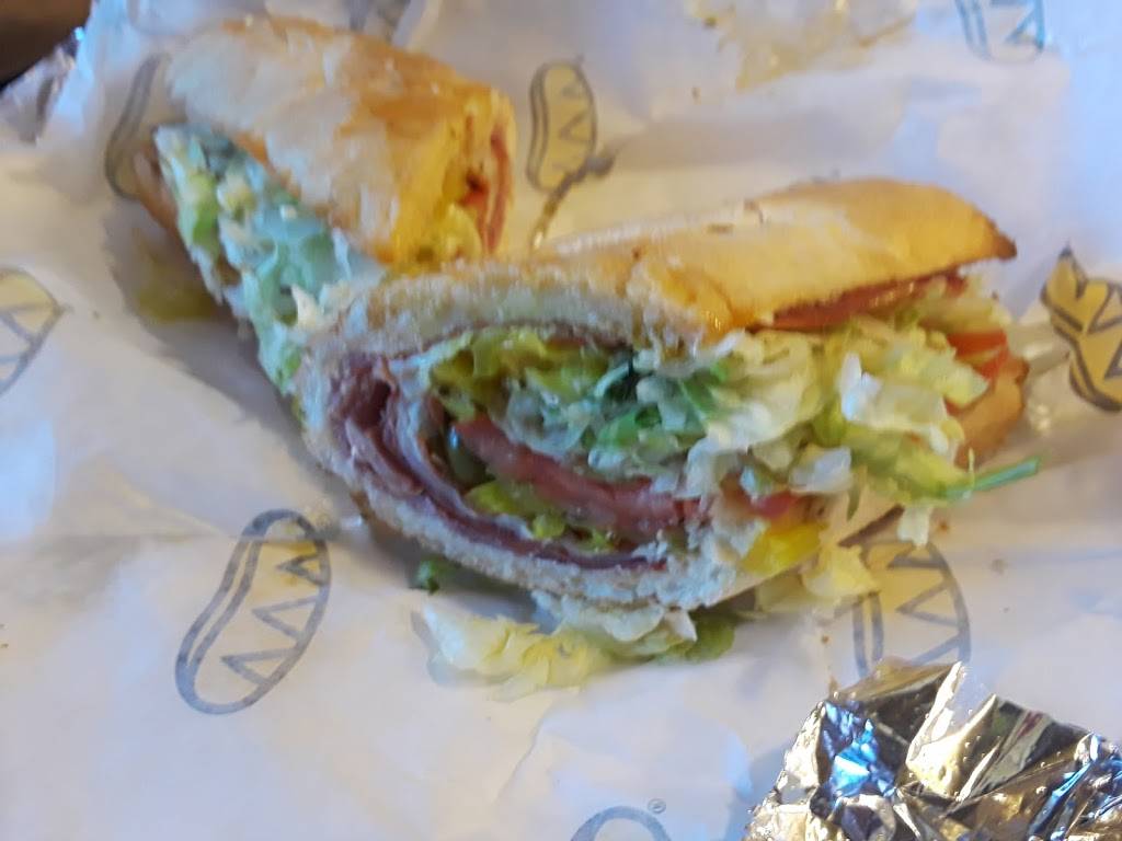 Which Wich Superior Sandwiches | restaurant | 2995 Mannheim Rd, Des Plaines, IL 60018, USA | 8478135243 OR +1 847-813-5243