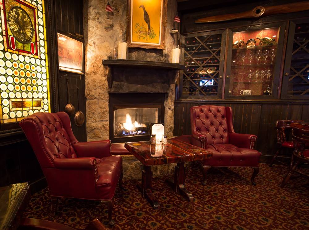 Sperrys Cool Springs | restaurant | 650 Frazier Dr, Franklin, TN 37067, USA | 6157789950 OR +1 615-778-9950