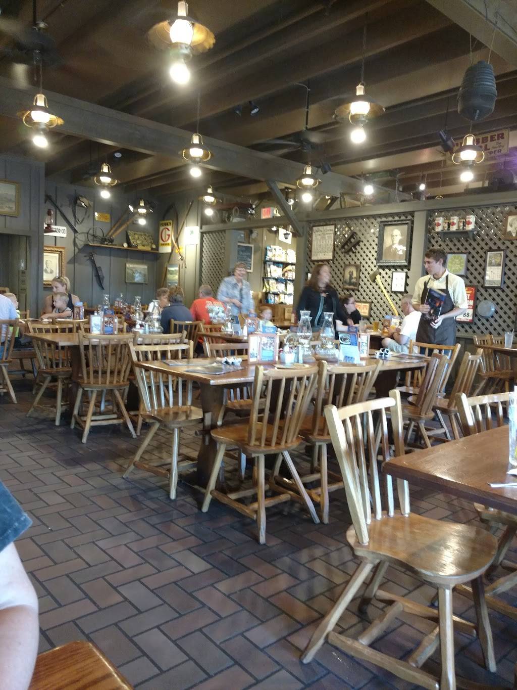 Cracker Barrel Old Country Store | restaurant | 2101 N Kenyon Rd, Urbana, IL 61802, USA | 2173449087 OR +1 217-344-9087