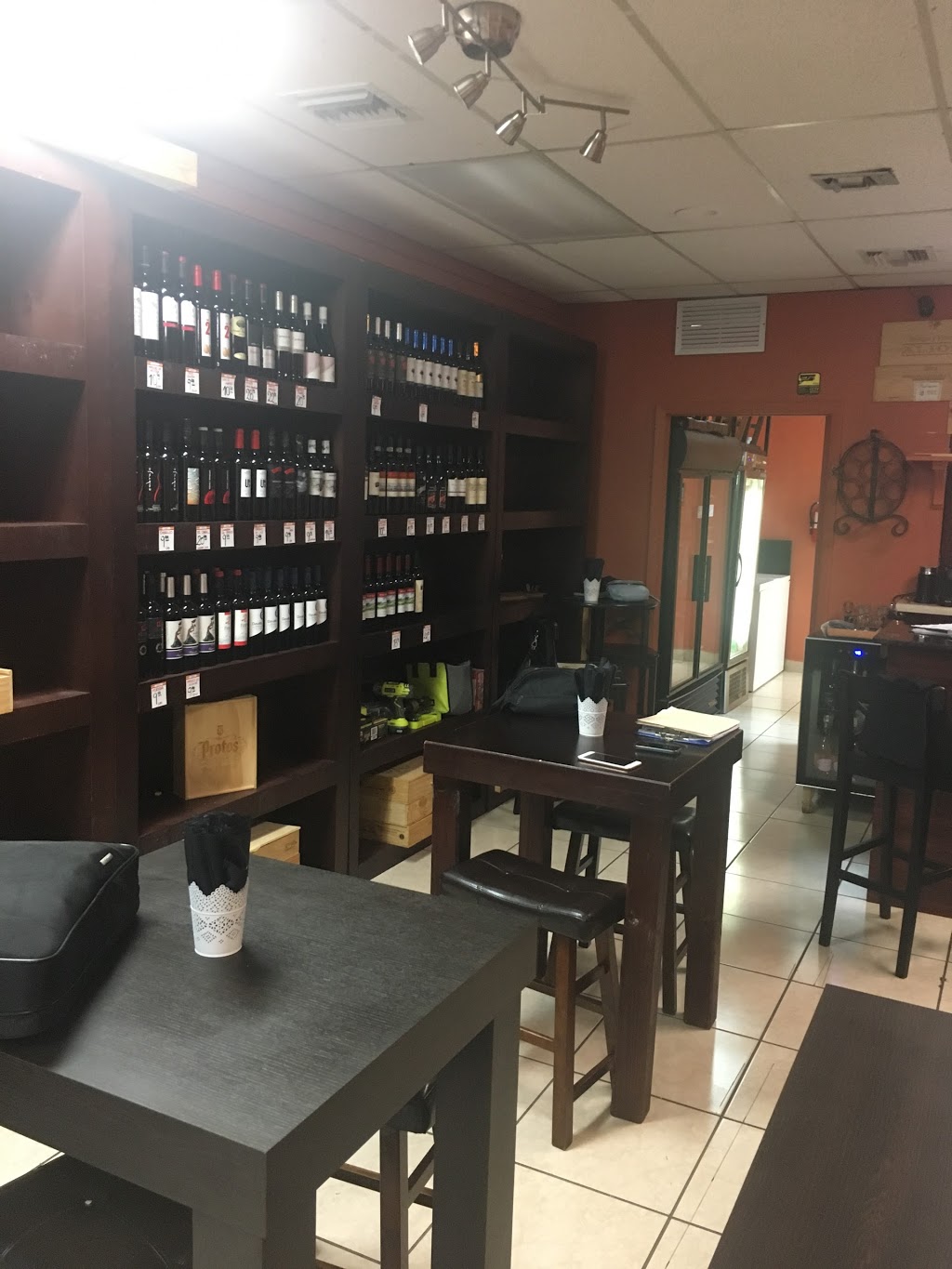 Tapas & Amigos | restaurant | 8150 SW 8th St #121, Miami, FL 33144, USA | 7866159415 OR +1 786-615-9415