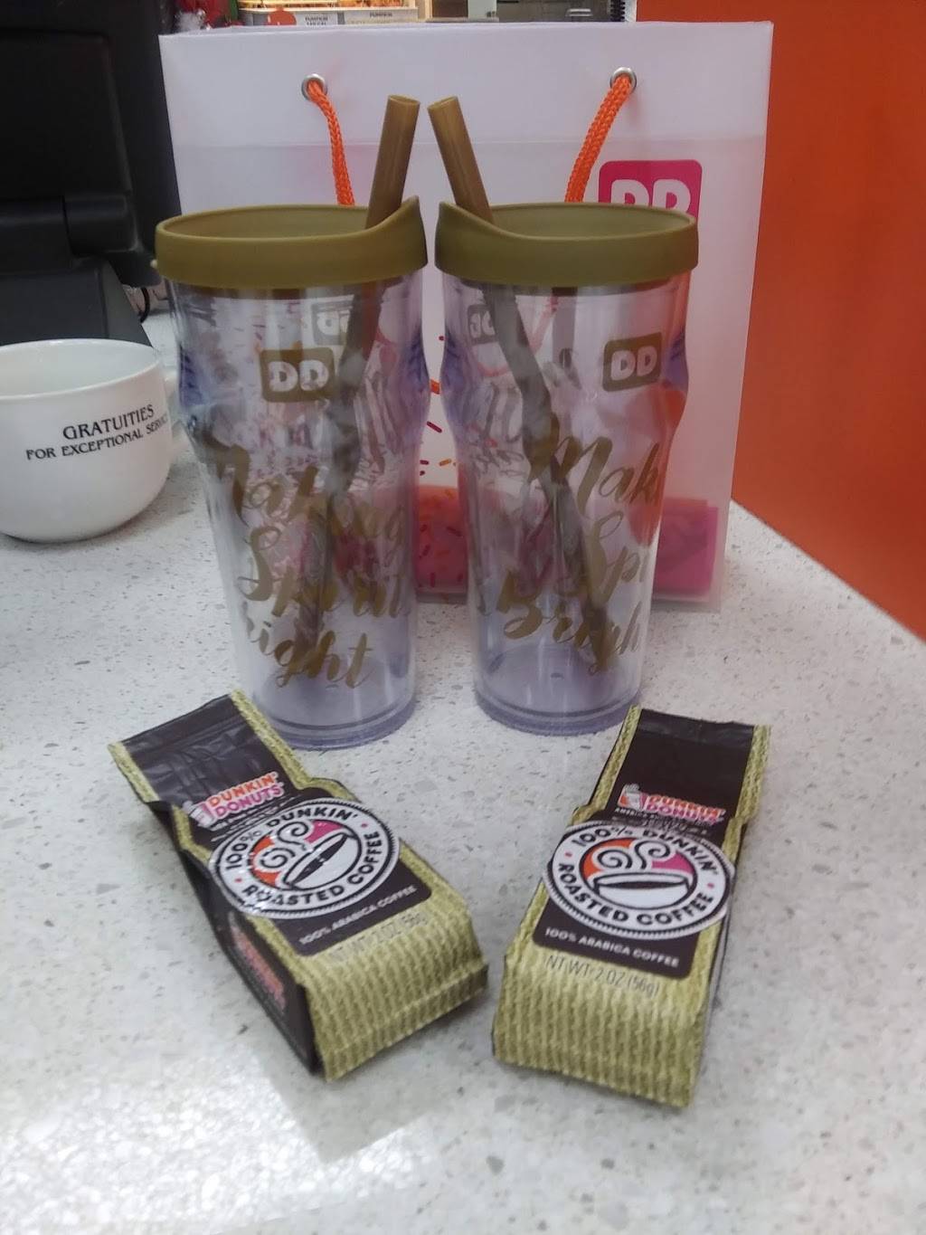 Dunkin | bakery | 615 Meadow St, Littleton, NH 03561, USA | 6034447474 OR +1 603-444-7474