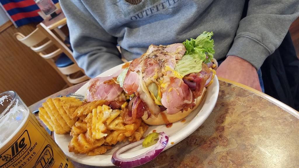 Grid Iron Grill & Sports Lounge | restaurant | 1121 E 2nd St, Webster City, IA 50595, USA | 5158322255 OR +1 515-832-2255