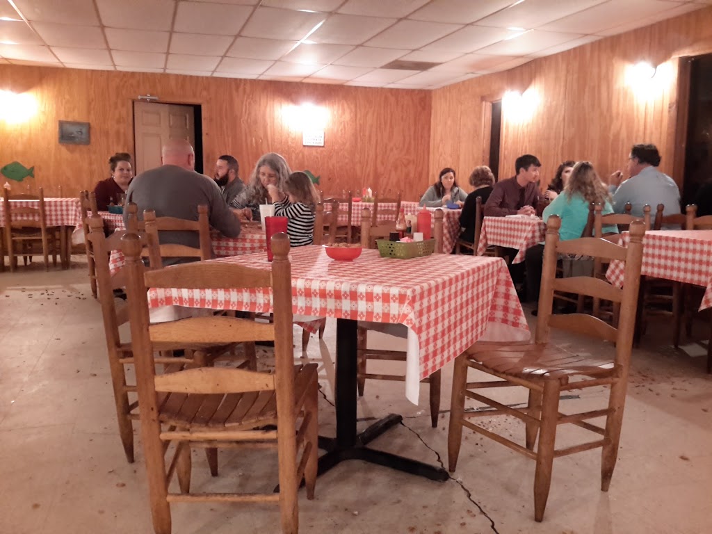 The Cajun Catfish House LLC | restaurant | 3400 Old Marksville Hwy, Pineville, LA 71360, USA | 3184489333 OR +1 318-448-9333