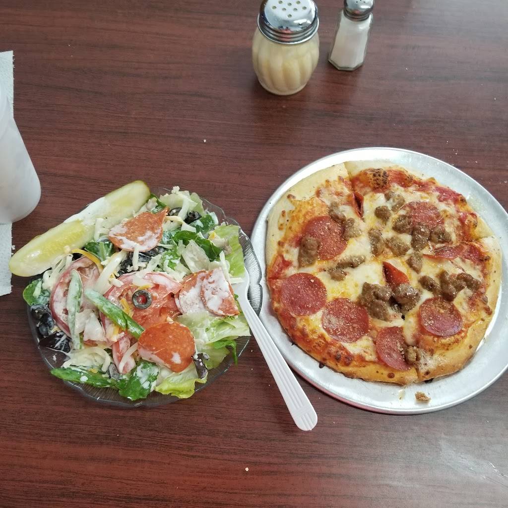 The Pizza Man | restaurant | 107 Bethel St, Clover, SC 29710, USA | 8032223343 OR +1 803-222-3343