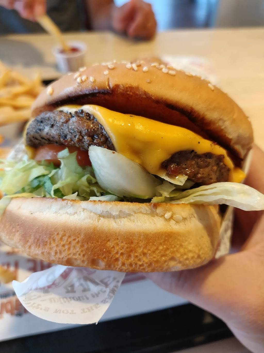 The Habit Burger Grill | meal takeaway | 3801 N Lakewood Blvd, Long Beach, CA 90808, USA | 5624251500 OR +1 562-425-1500